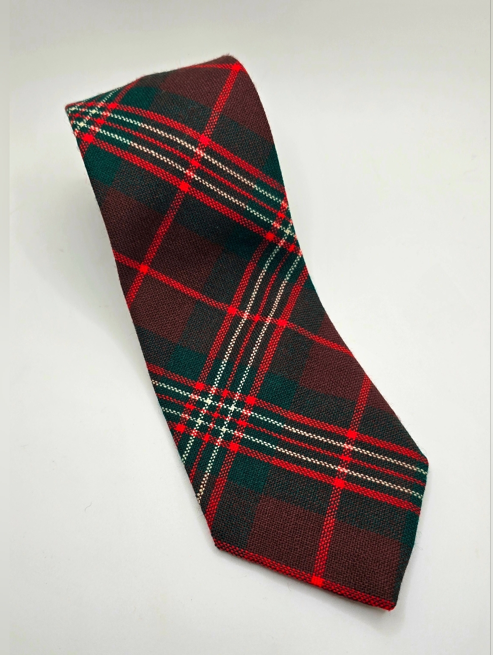 Scott 100% New Wool Scottish Men's Tartan Plaid Neck Tie 56"x3" EUC